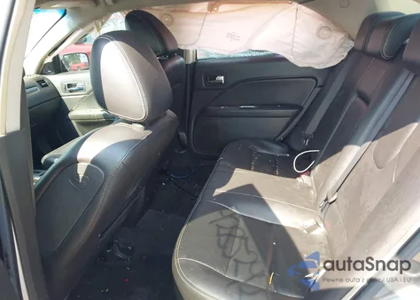 2010 Ford Fusion Sel z USA, uszkodzony, nr VIN 3FAHP0JAXAR351110